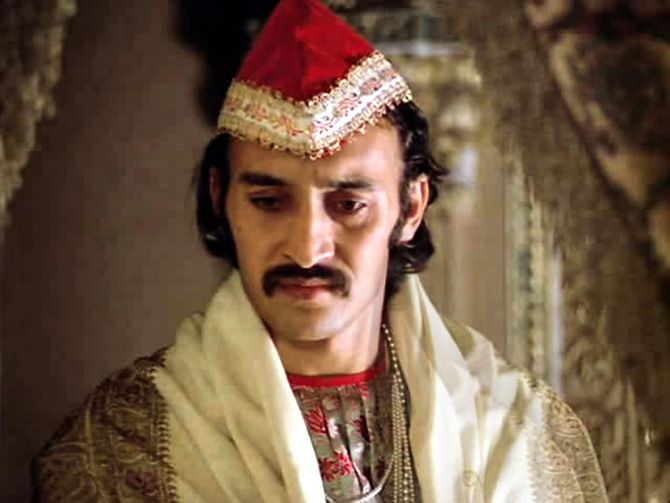 actor Victor Banerjee in Shatranj ke Khilari