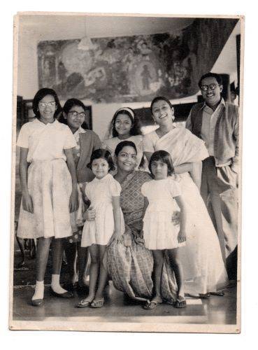 Chidananda Dasgupta with family