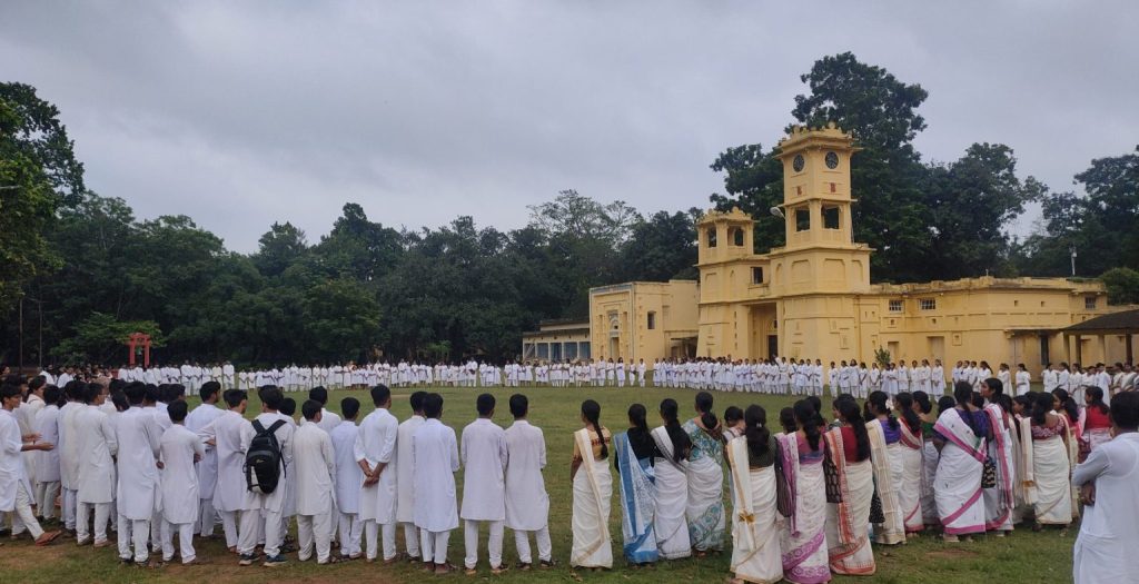 Shantiniketan Where the Soul Attends Class