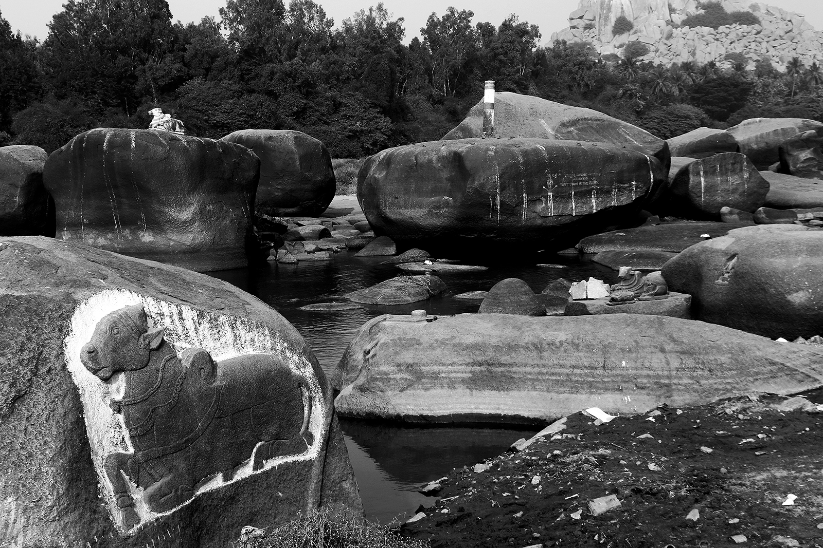Humpi -The songs of the Stones