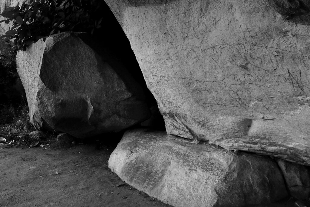 Humpi -The songs of the Stones