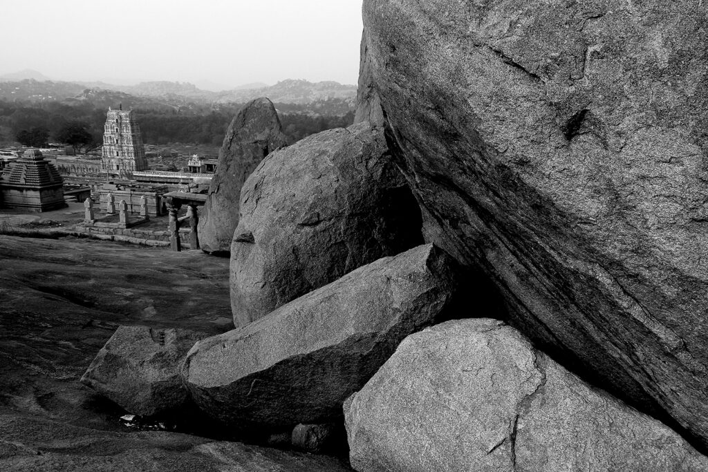 Humpi -The songs of the Stones
