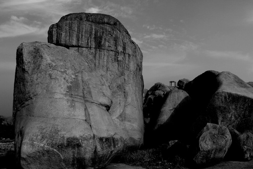 Humpi -The songs of the Stones
