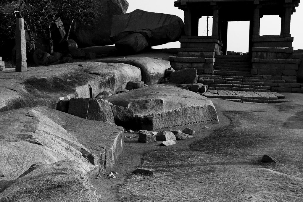 Humpi -The songs of the Stones