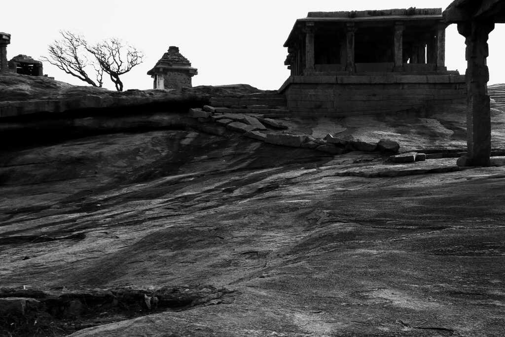 Humpi -The songs of the Stones