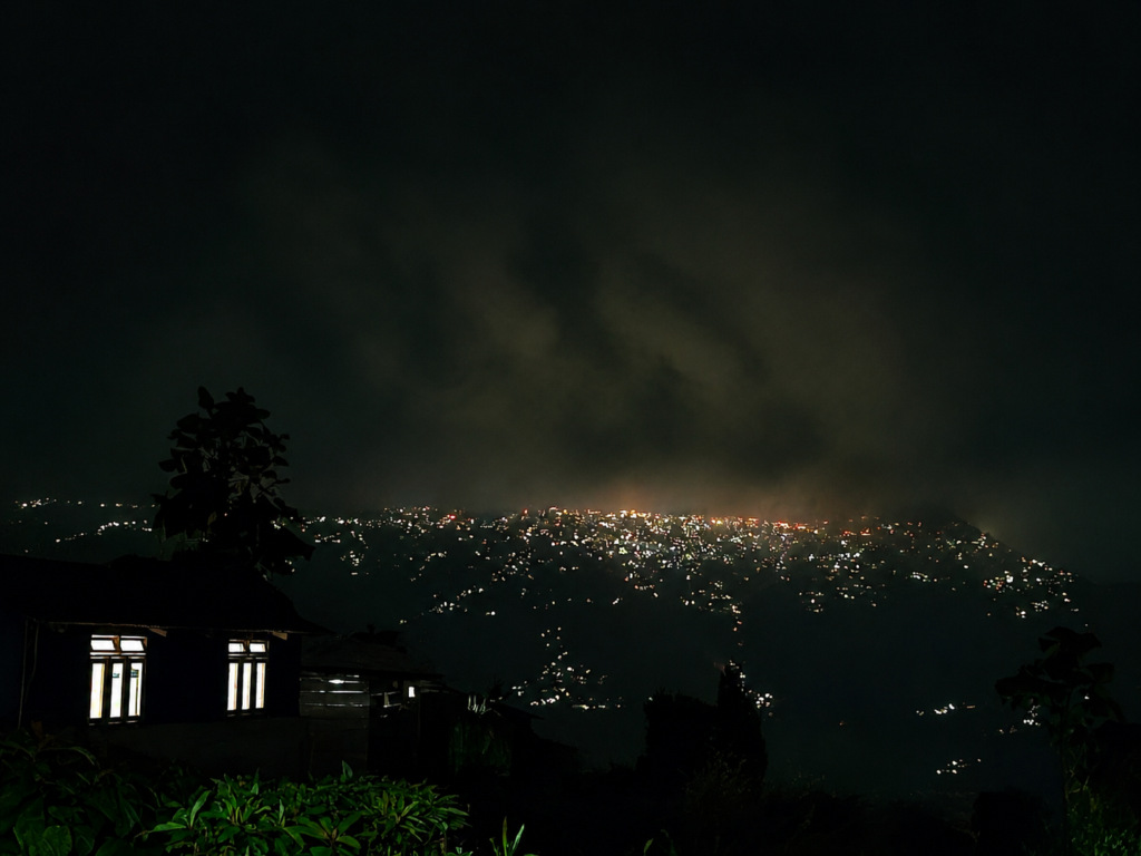 Where Clouds Wait: Notes from Dawaipani